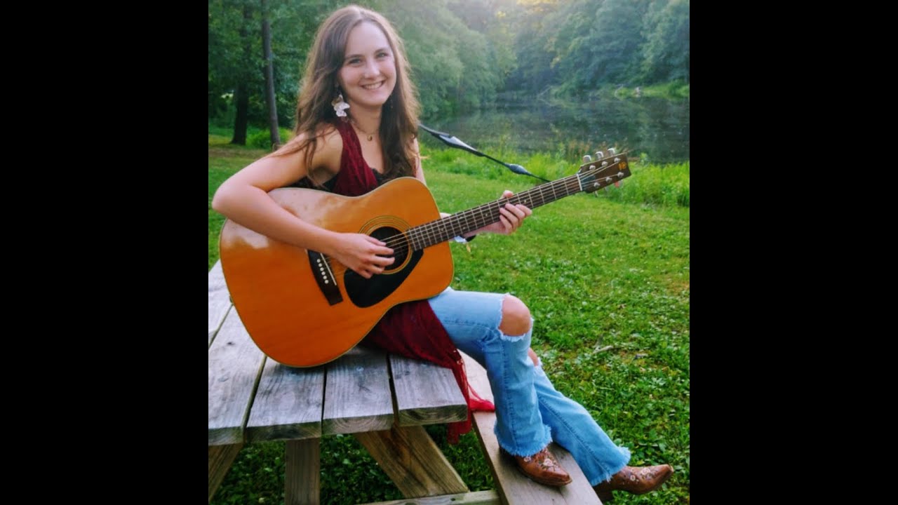 Things A Man Oughta Know-Lainey Wilson ( Sophie Morgan-Cover) - YouTube