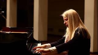 Beethoven Sonata # 14 'Moonlight' Op. 27 No. 2 Valentina Lisitsa