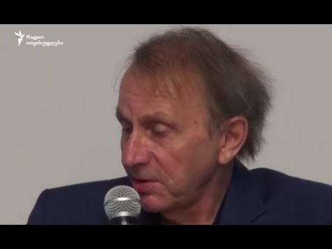 ელემენტარული პასუხები - მიშელ უელბეკი