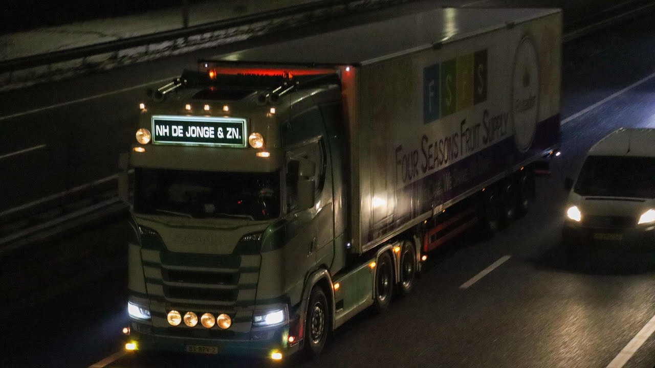 Truckspotting A28 Zwolle Part 2 l Horns, Lights, Open Pipes and more l Bas Kool, Flier BV and more