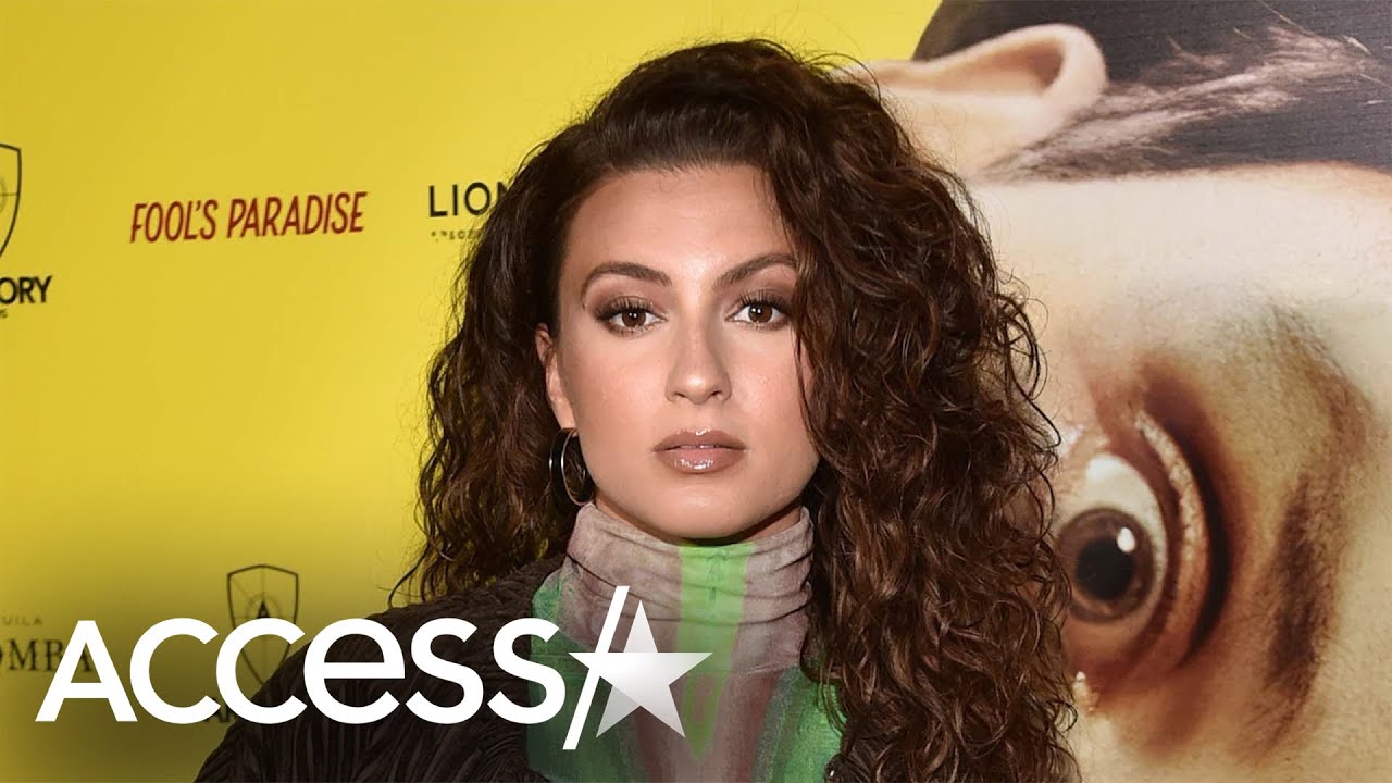 Tori Kelly Hospitalized for Blood Clots in Legs & Lungs: Report