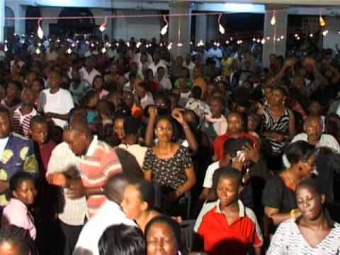 Kijitonyama Evangelical Choir  Toyelelo