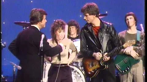 Dick Clark Interviews Quarterflash - American Bandstand 1981