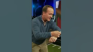 Peyton showed what play calling is like in an NFL huddle 👀 | #shorts