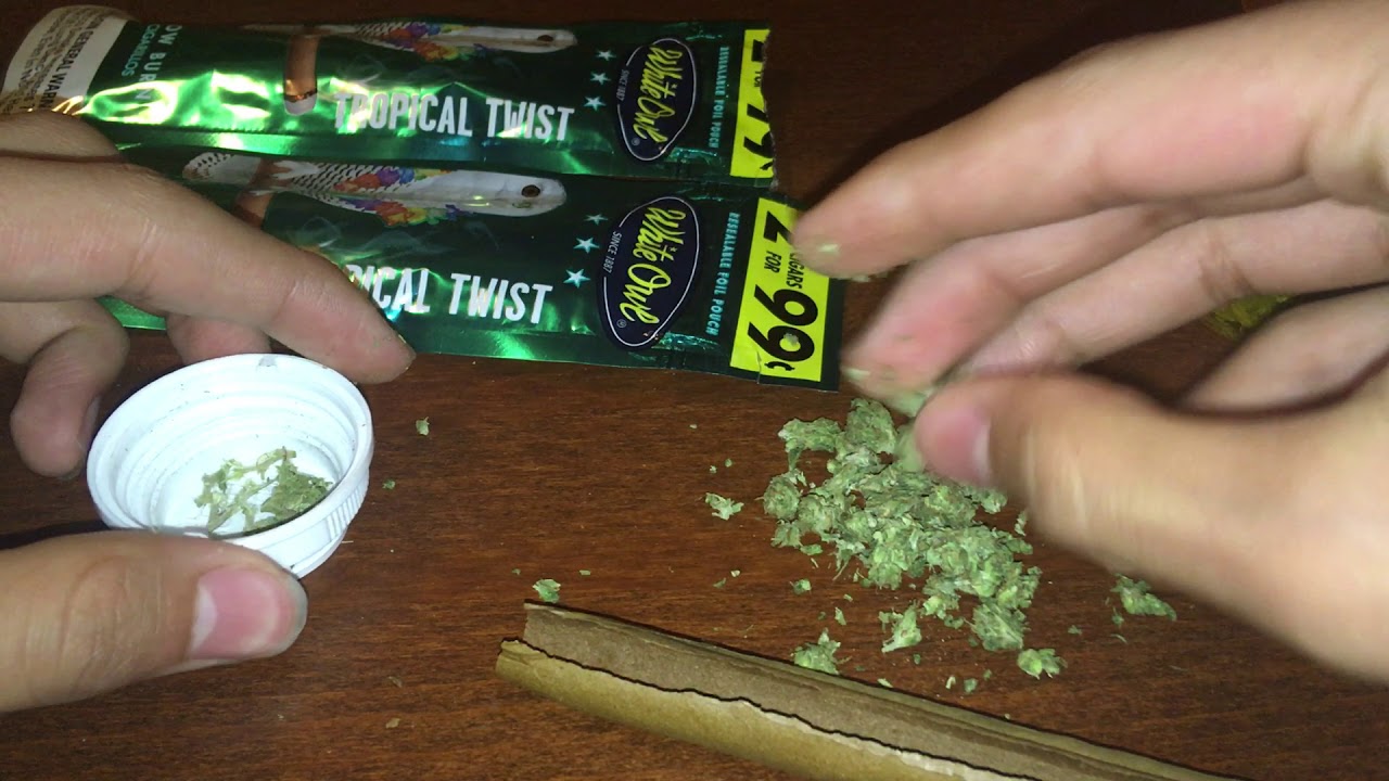 How To Roll A Blunt ‼️‼️With White Owls