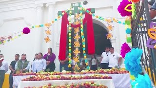 Comercio por el Día de la Cruz