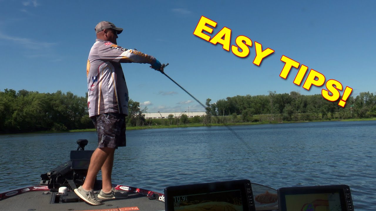 How To Pitch A Fishing Lure, Pitching Technique Explained for Beginners