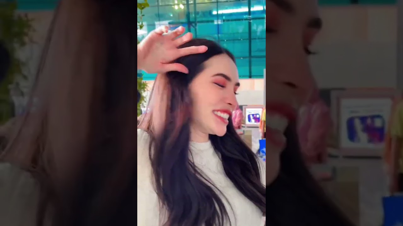 ชาล็อต ถึง สนามบินอินโดนีเซีย แล้ว แฟนคลับมารอรับน่ารักมาก 22.10.2022