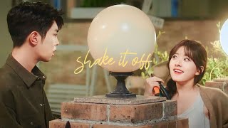 Video thumbnail of "Hidden love || Humor FMV"