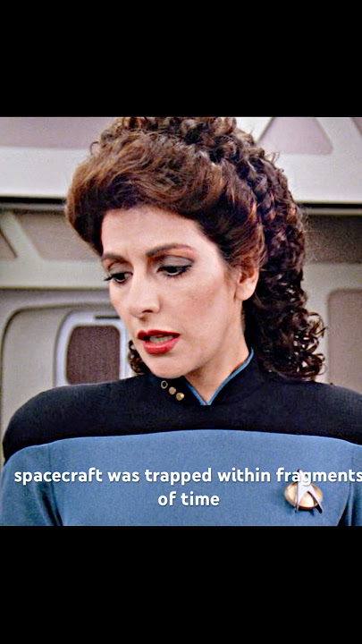 Everything aboard the spacecraft was trapped within fragments of time#shortvideo #shorts