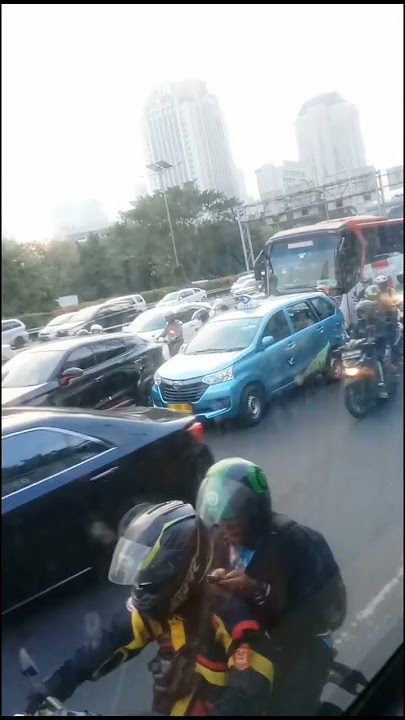 Jalanan Jakarta Pas Jam Pulang Kerja || Macet #bus #way #jakarta