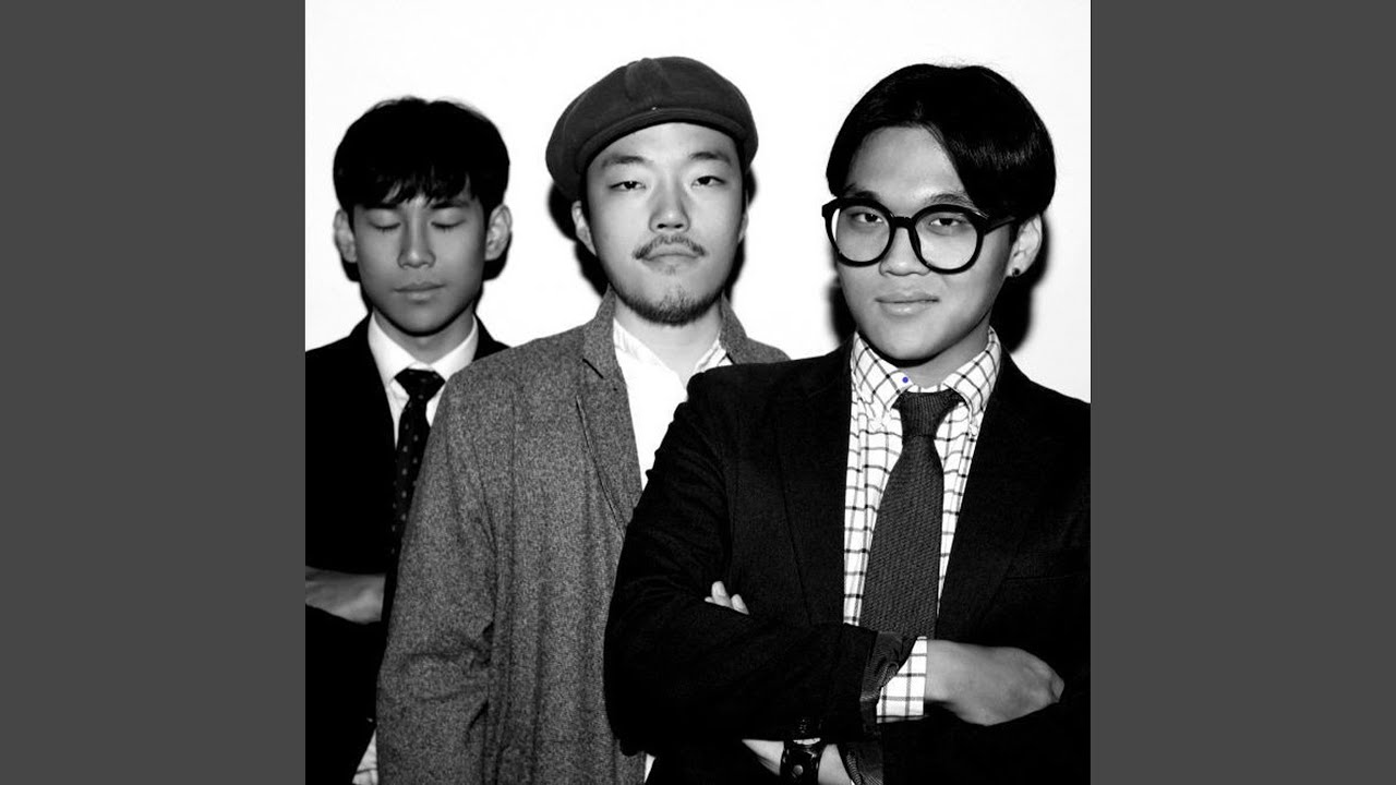 Watch 그때, 우리로 on YouTube Watch 그때, 우리로 on YouTube