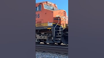 H3 Dash 9 DPU powers BNSF Manifest train! #train #bnsfrailway #bnsftrains #bnsf