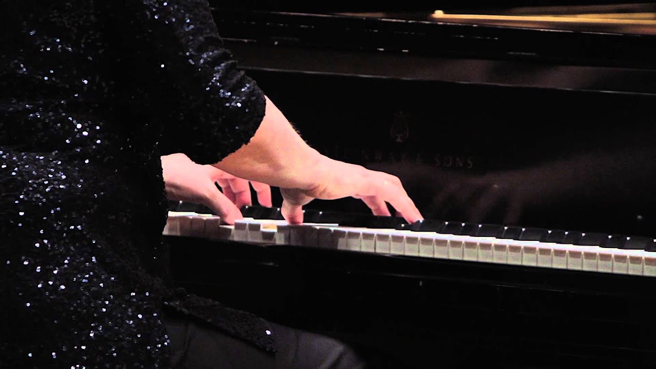 Janina Fialkowska | Edvard Grieg: Troldtog (March of the Dwarfs), Op. 54, No. 3