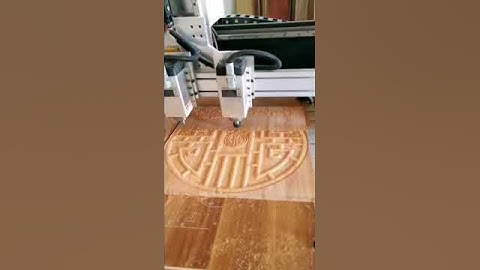 RD-1325 CNC Router with 3 spindles