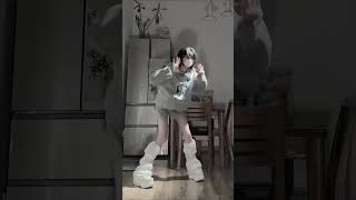 Horses dance the racehorse dance🥵🔥 #chinesegirl #1k #china #youtubeshorts #shorts #trending #fyp