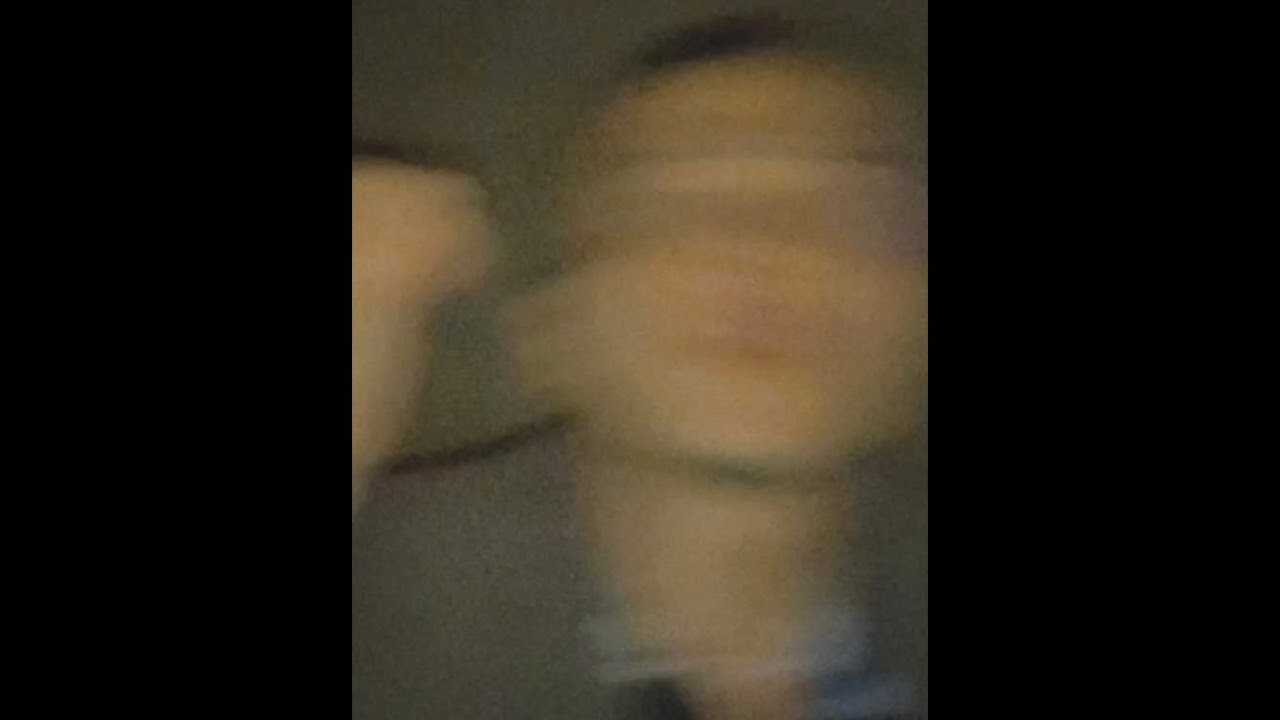 Obejrzyj Boy w YouTube Obejrzyj Boy w YouTube