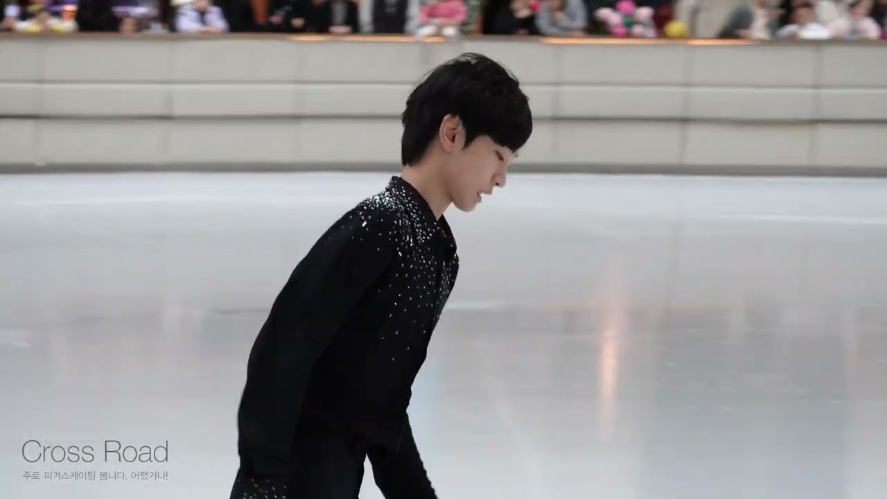 시범경기 웜업 Warmup ExGALA 01 - 02ㅣ황지영, 이재근 Jiyoung HWANG, Jaekeun LEEㅣ2024-11-23 롯데월드 아이스가든 꿈나무 피겨대회