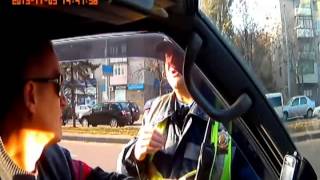 Гаишник "Припудрю носик" VS одесский таксист