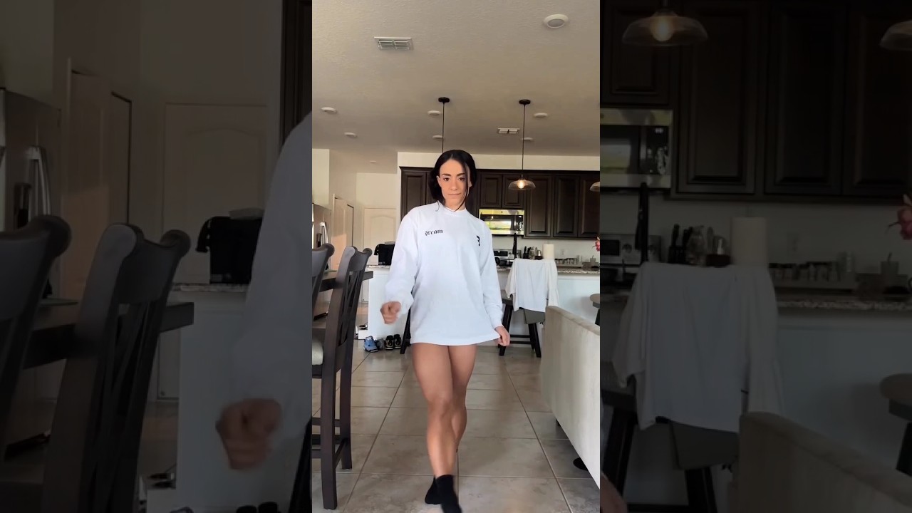 Female legs and black fitness motivation 💪🔥 