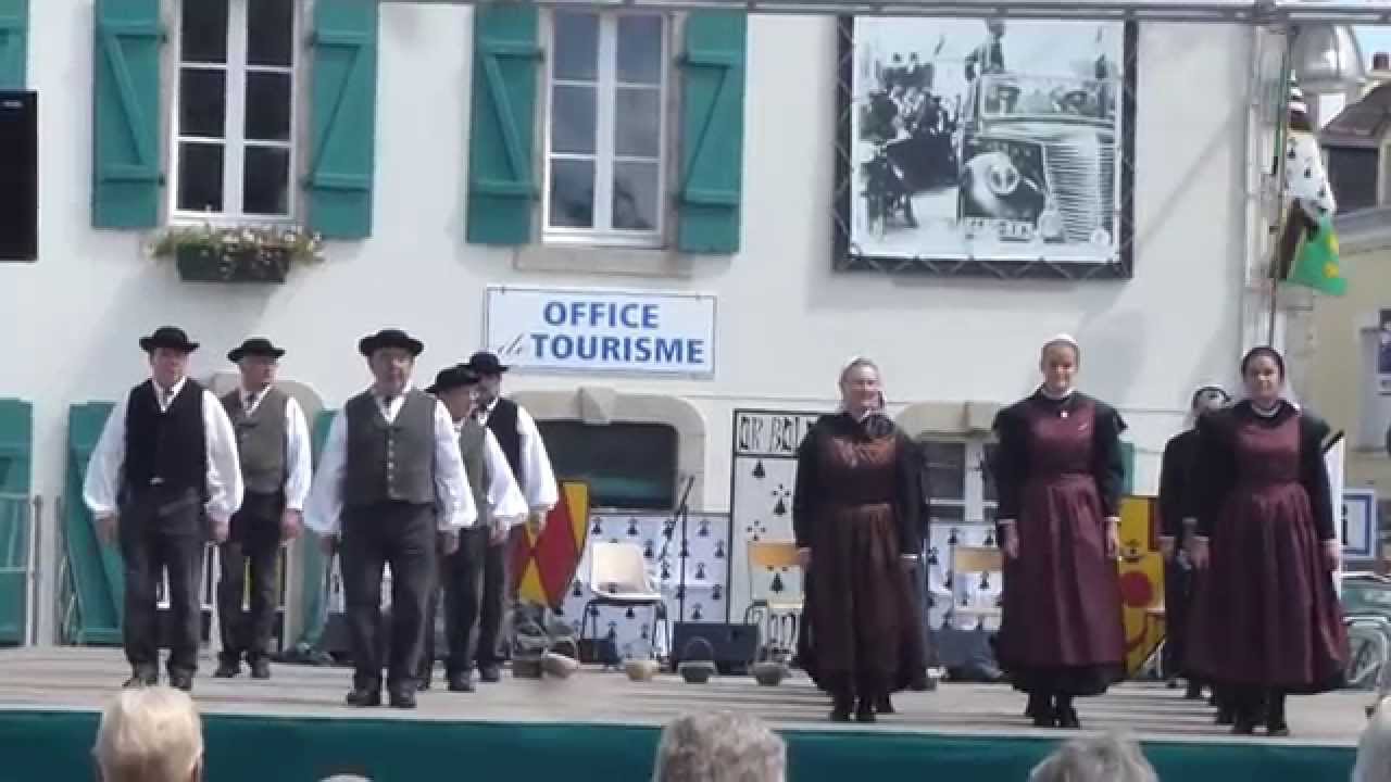 Cercle de Saint André Des Eaux au Kement Tu de Bannalec en 2014 YouTube