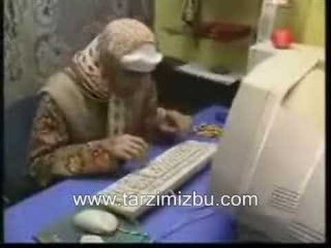 Teyo Emmi--Chat yapıyor