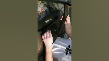 AOC CU34G2X/BK Fitting the Stand to monitor