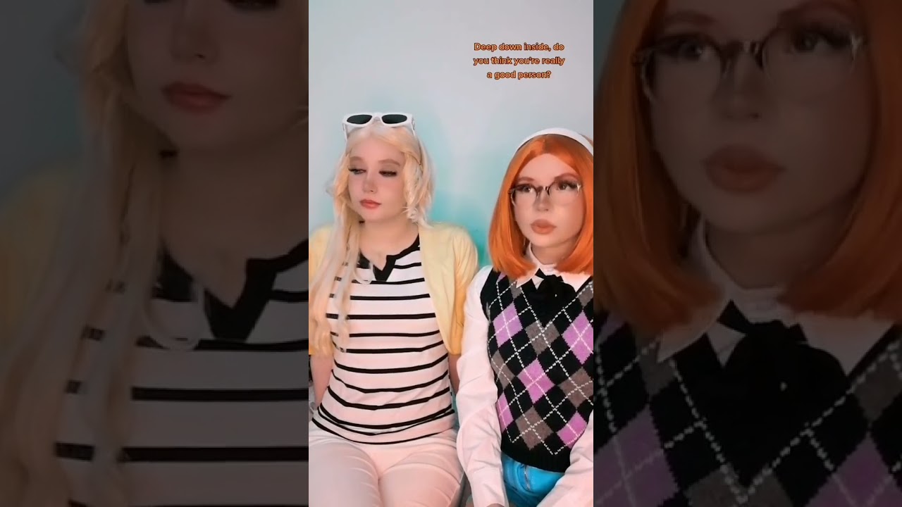 What's your favourite colour?| Chloé Bourgeois and Sabrina Raincomprix #cosplay | Miraculous Ladybug