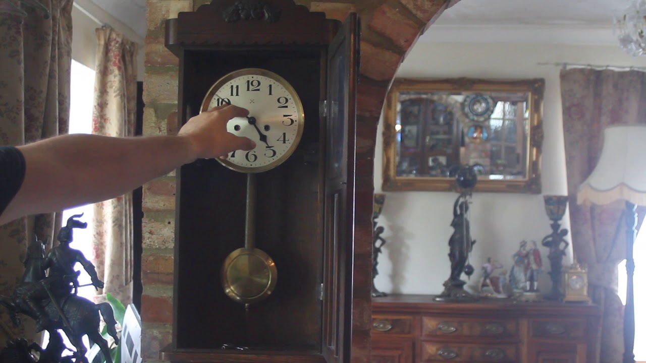 Antique German 'HAC' 8Day Oak Case Striking Wall Clock, early 20th