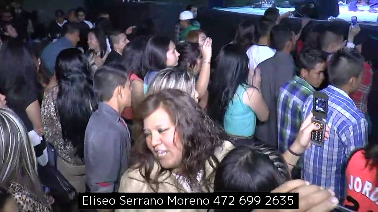 COECILLO DE SILAO GTO. 15 DE OCTUBRE 2013 BAILE AMENIZANDO LOS BALEDORES PARTE. 2 fiesta mexicana milwaukee