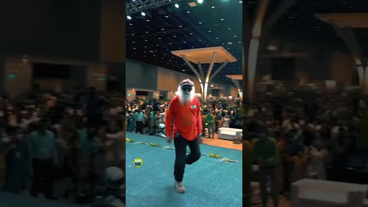 Save soil with Joy! Sadhguru Dances away in Mumbai event.