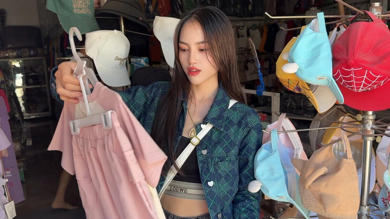 老挝新房庭院准备开工！阿兰对我有小孩这事是什么看法？ #老挝建房 #老挝媳妇 #老挝