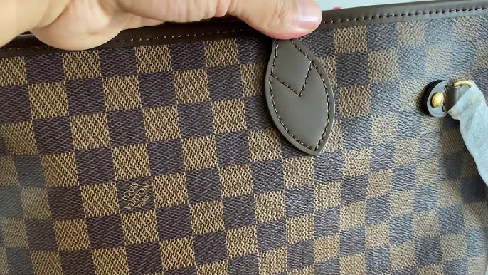 Louis Vuitton Damier Ebene Neverfull MM QJB0BJ0T0AT27