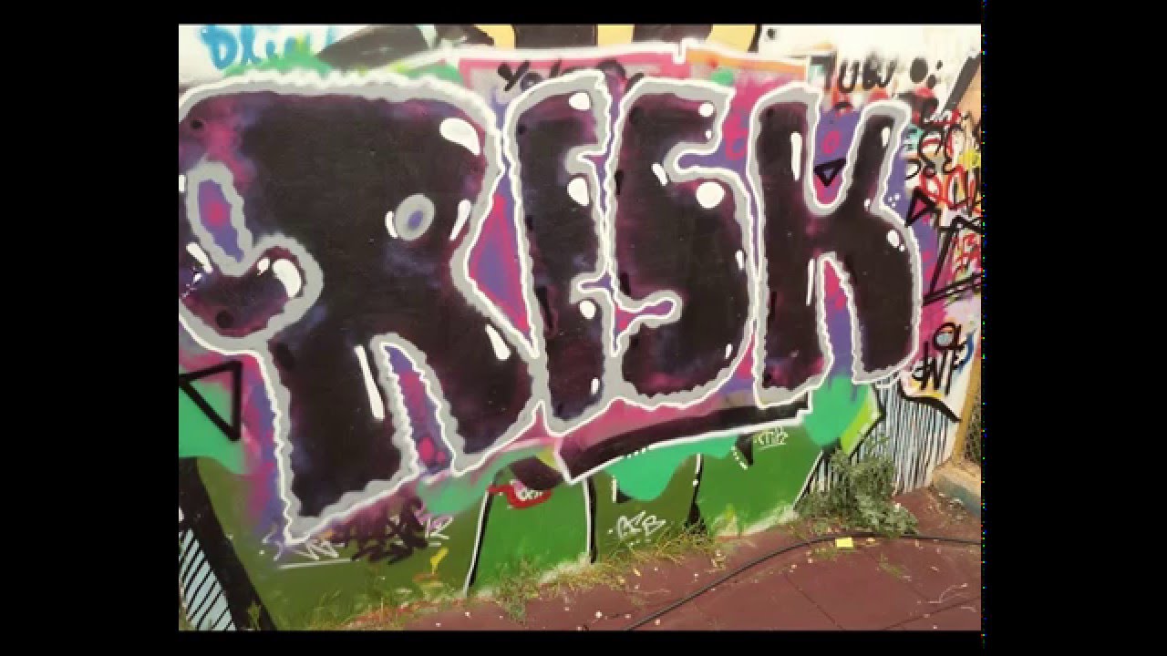 RESK ATHENS GRAFFITI     