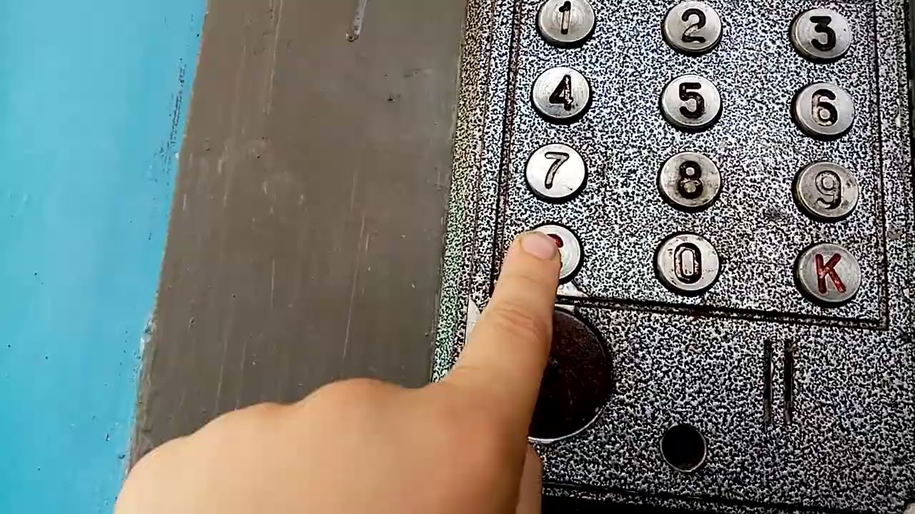Кто знает, что это за домофон? - YouTube