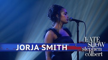 Jorja Smith Performs 