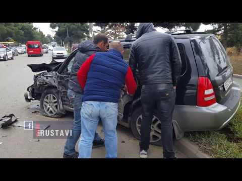 ავარია ცენტრალურ ხიდზე | Car crash on bridge