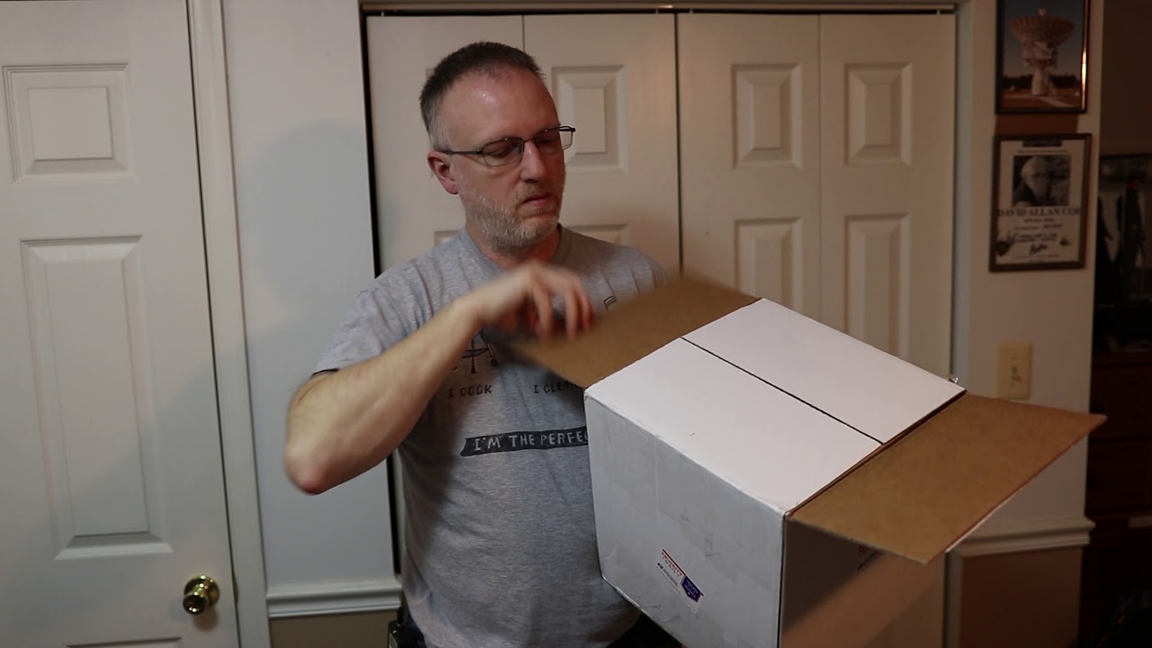 EP120 - Unboxing the Moonlite LiteCrawler motorized focuser/rotator