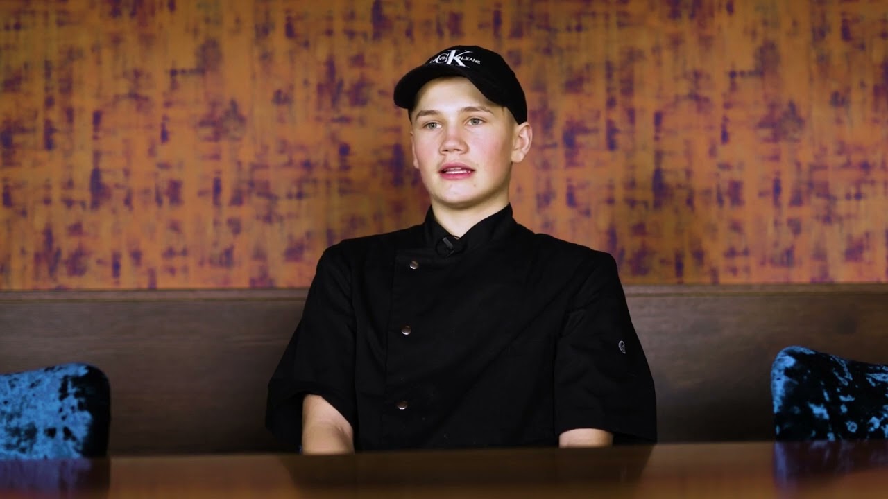 Lehrstelle Gastronomiefachmann/-frau als bei Mesnersölde in Utzenaich