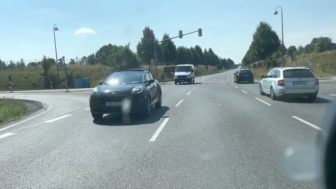 Line 75 der LVB von Probstheida zur Auensiedlung