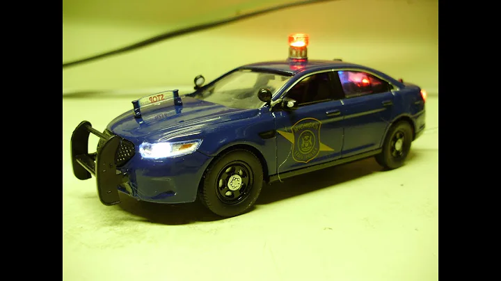 Custom 1:43 MICHIGAN STATE POLICE Interceptor Sedan with working lights