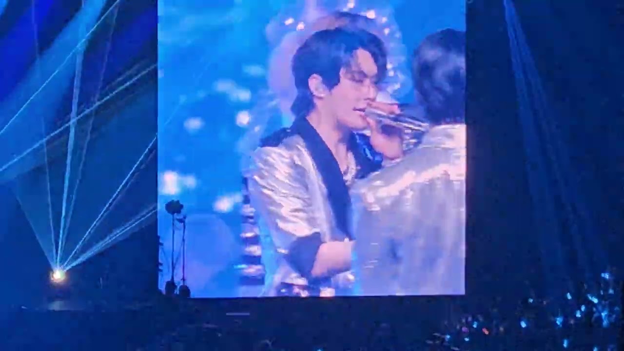 Ateez - Silver Light Live Berlin 18.2.2025//Uber Arena