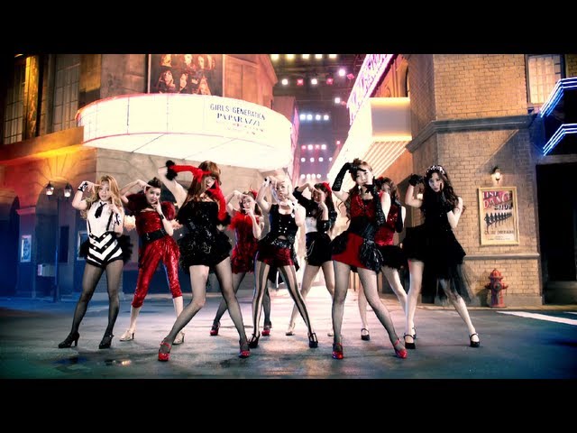 ⁣Girls' Generation 少女時代 'PAPARAZZI' MV