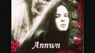 Video thumbnail of "Annwn "Madre Deus""