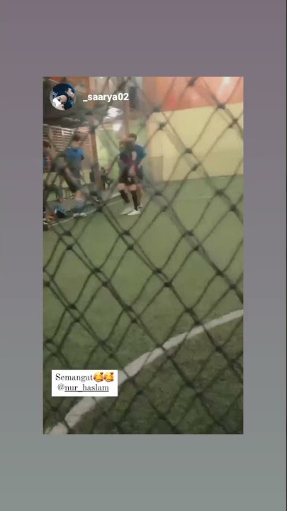 pacar ikut nemenin main futsal