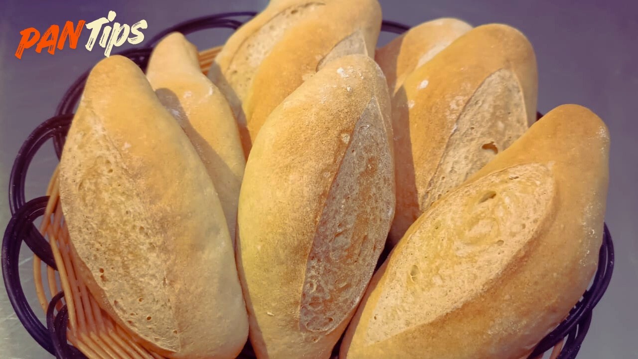 Bolillo Artesanal y Económico | El Pan Perfecto para Tortas y Sanguches