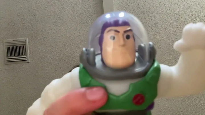 Lightyear goo jit zu Buzz vs Zyclops