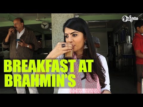 Have Breakfast At Brahmin’s In Bengaluru | Curly Tales