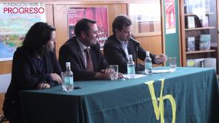 Debate: Axel Kaiser y Alberto Mayol: En Busca de un Modelo Económico 2014