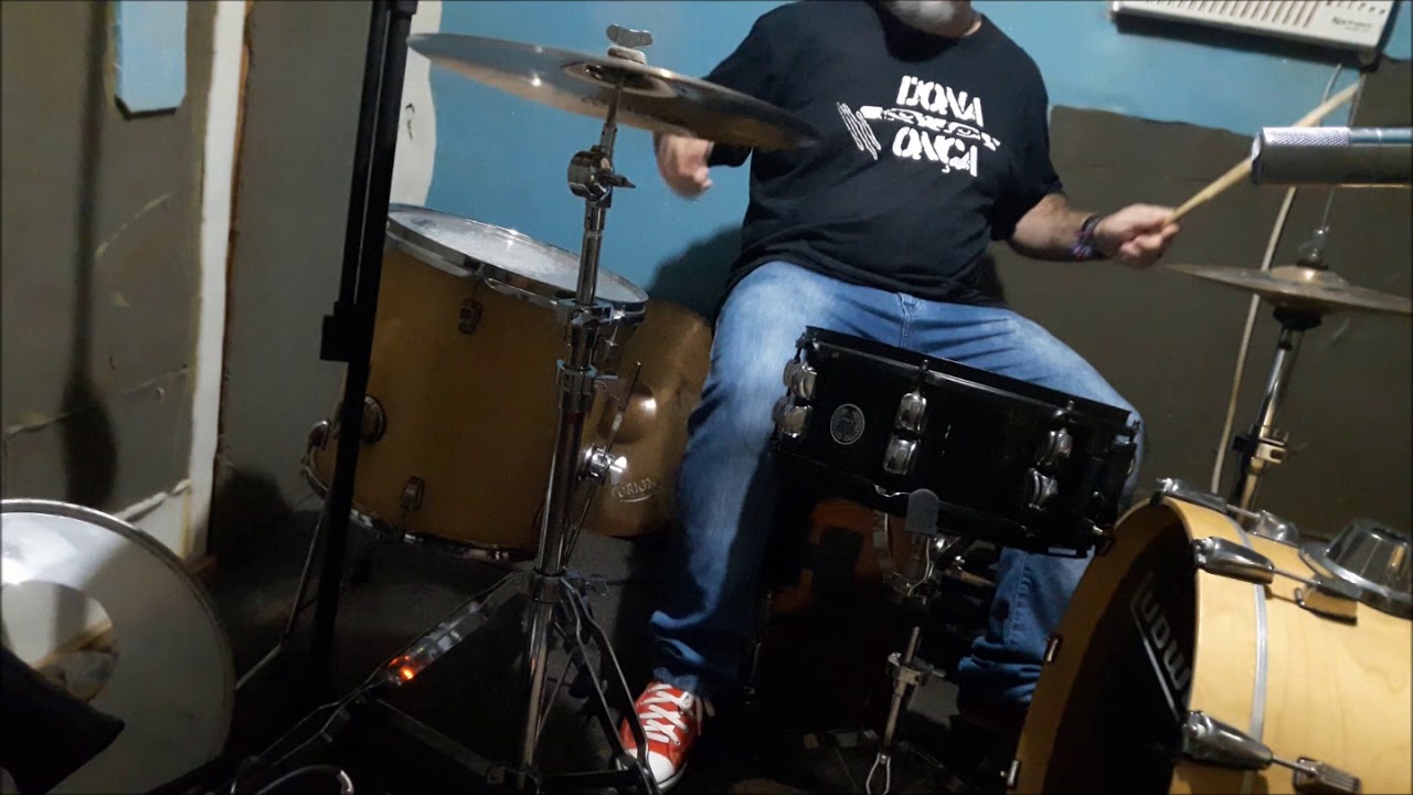 Cajon com pedal de bumbo invertido YouTube